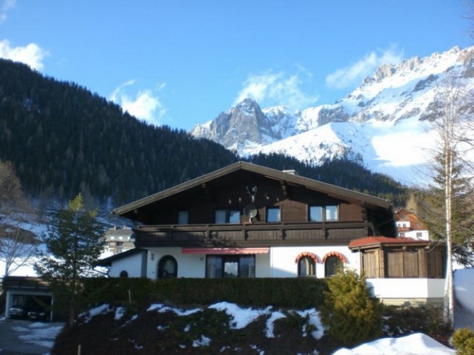 club villa